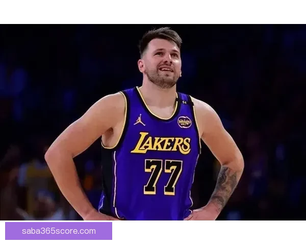 詹姆斯创NBA新纪录 东契奇42分助力刷新队史第一人